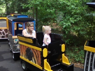 Kim Hudson Photo 15