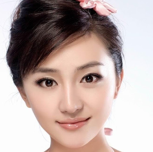 Lucy Lin Photo 36