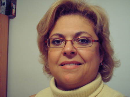 Ana Fernandez Photo 32