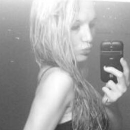 Tiara White Photo 35