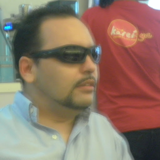 Santiago Gonzalez Photo 34