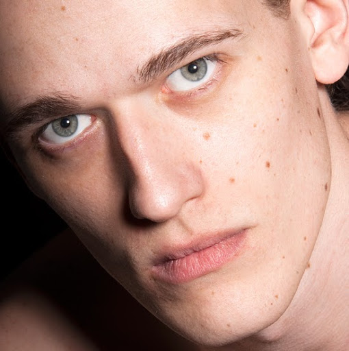 Zachary Akers Photo 7