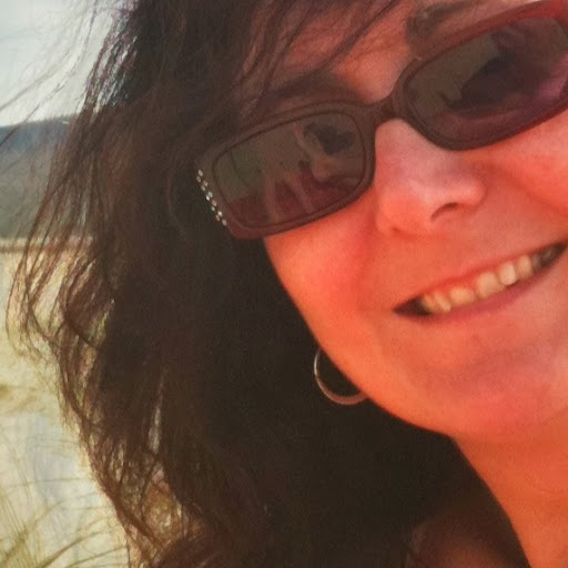 Suzanne Joiner Photo 17