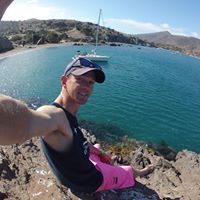 Travis Dickinson Photo 33