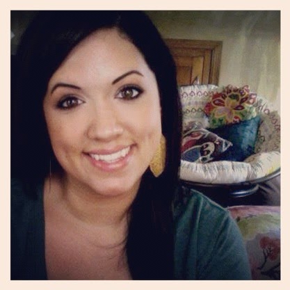 Kimberly Arnold Photo 36