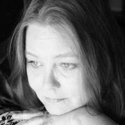 Paula Robinson Photo 29
