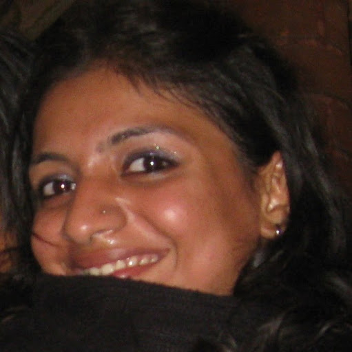 Divya Saini Photo 15