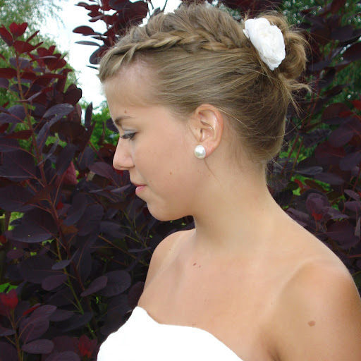 Laura Steiner Photo 32