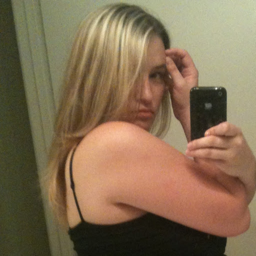 Lisa Ward Photo 22