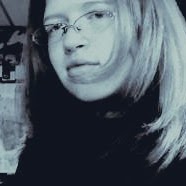 Sarah Gilbertson Photo 19