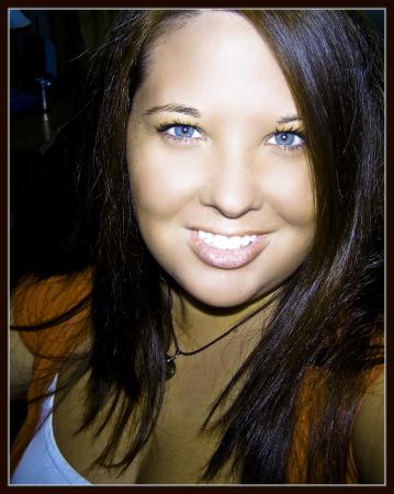 Amanda Walker Photo 14