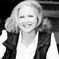 Kate Meadows Photo 23