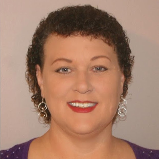 Melinda Lowe Photo 19