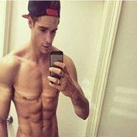 Drew Parker Photo 23