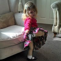 Lucy Cain Photo 17