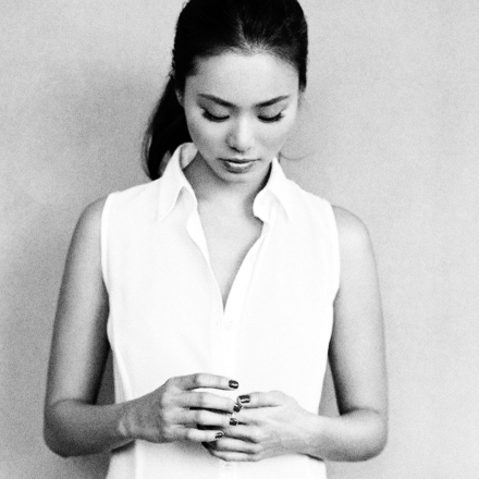 Julie Cullen Photo 32