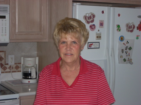 Jeanie Anderson Photo 32