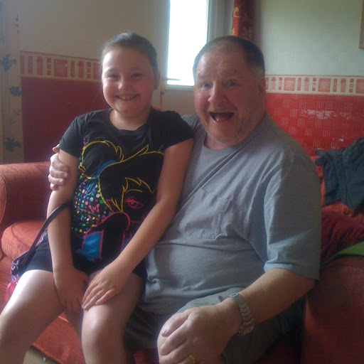 Kerrie Stevenson Photo 14
