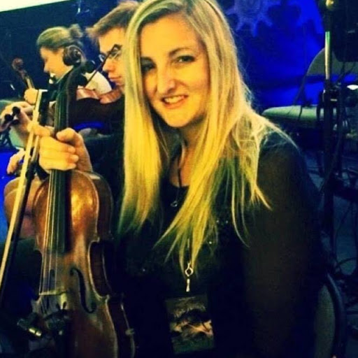 Caroline Owen Photo 19