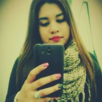 Karen Lechuga Photo 13