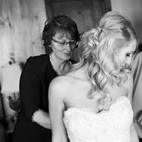 Annie Farris Photo 16