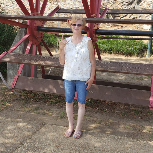 Margo Johnson Photo 32