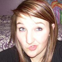 Hailey Bennett Photo 32