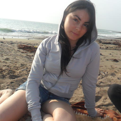 Vivian Contreras Photo 24