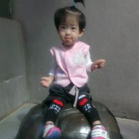 Joy Tseng Photo 5