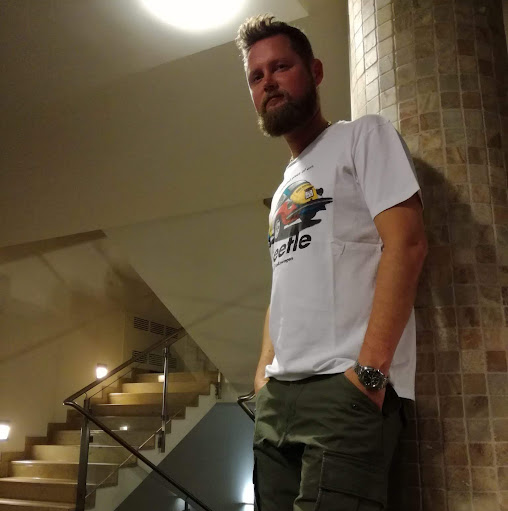 Zoltan Deak Photo 12