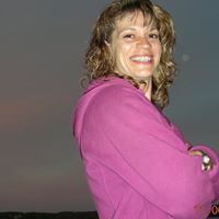 Krista Price Photo 39
