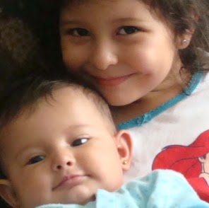 Viviana Castellanos Photo 19