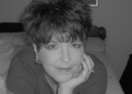Traci Hamilton Photo 20