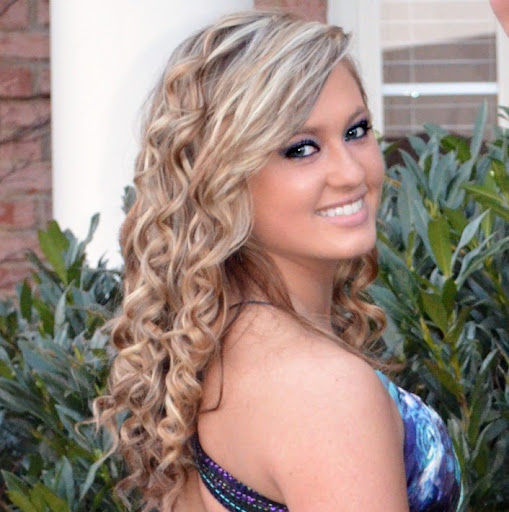 Kasey Buchanan Photo 21