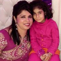 Esha Kamboj Photo 5