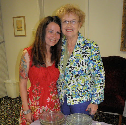 Amanda Woodall Photo 23