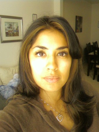 Ana Flores Photo 30