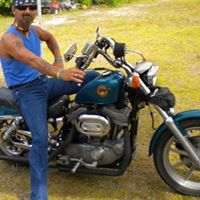 Ronnie Hall Photo 19