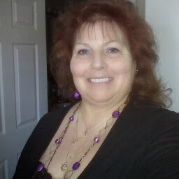 Linda Fraser Photo 33
