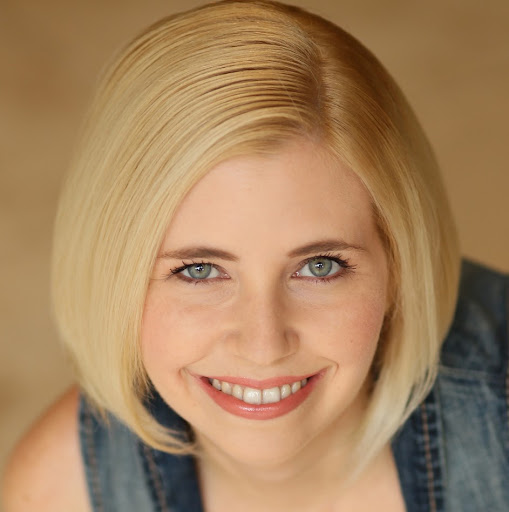 Carrie Lawson Photo 33
