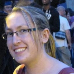 Amy Hopkins Photo 16