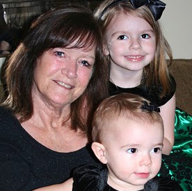 Donna Young Photo 17