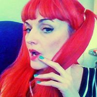 Stephanie Staple Photo 10