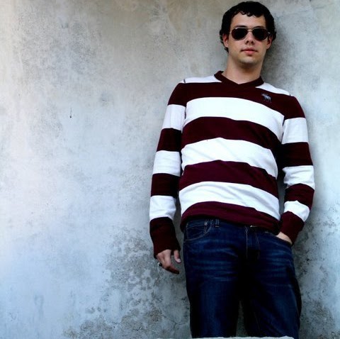 Alex Julian Photo 28