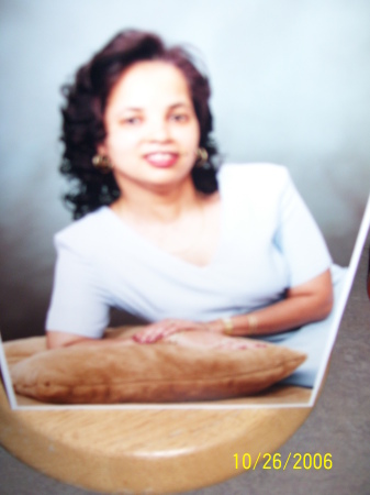 Regina Dean Photo 28