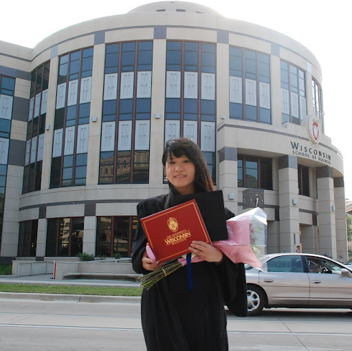 Emily Xu Photo 16
