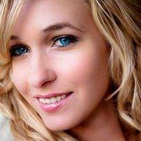 Haley Howell Photo 30