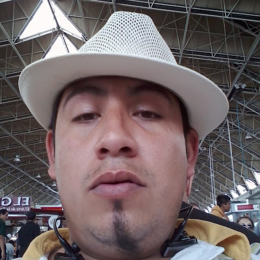 Leonel Fuentes Photo 22