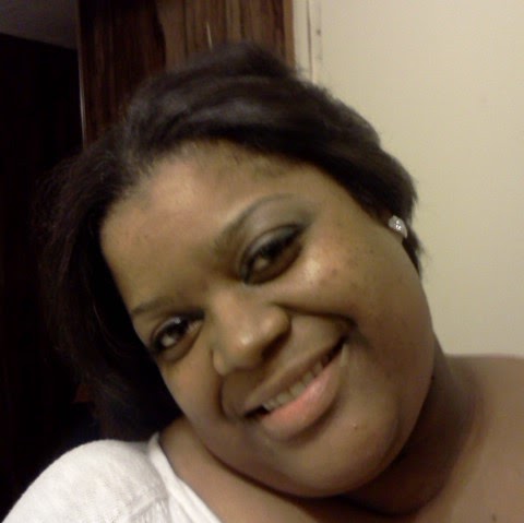 Veronica Bell Photo 22
