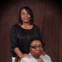 Tracey King Photo 28